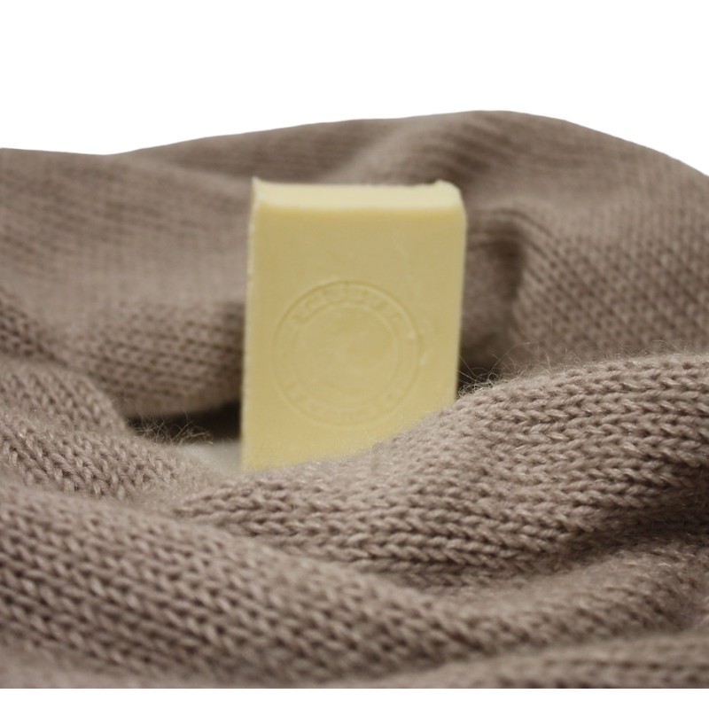 13-1.jpg Savon surgras à la lanoline 100 gr - Entre Olive et Lin – Image 1