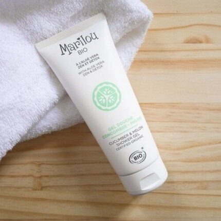 Gel Douche Melon-Concombre dans salle de bain